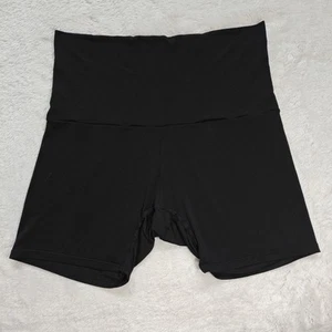 Uniqlo Heat Tech Shorts Stretchy Black Comfortable Soft Size Medium - Picture 1 of 4