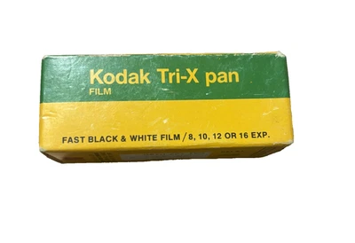 (1) Rollo de 120 mm Kodak Tri-X Pan: película en blanco y negro - formato medio: TX 120 Foto 1 de 4