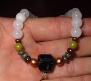 DRAGON HEART SHIELD POWERFUL AMPLIFIED HEALING & PROTECTION CRYSTAL BRACELET - Picture 1 of 9
