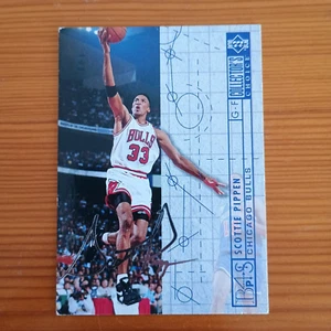1994-95 Upper Deck Collector's Choice #375 Scottie Pippen Silver Signature - Picture 1 of 10