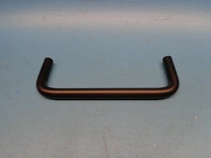 (1) USECO A-1012-29 ALUMINIO NEGRO REDONDEADO FORMA DE U MANGO DE TRACCIÓN 4"" x 1.5"" x .312"" - Imagen 1 de 4