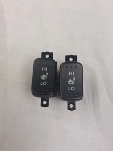 GENUINE HONDA CR-V CRV MK3 HEATED SEAT SWITCHES DRIVERS + PASSENGER SIDE SWITCH - Picture 1 of 2
