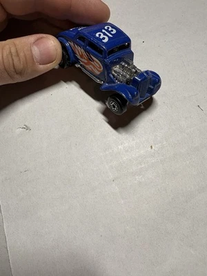 Matchbox '33 Willy's Street Rod MB69 #69 Blue White Heat 1982 Original Box 116 - Image 1 of 2