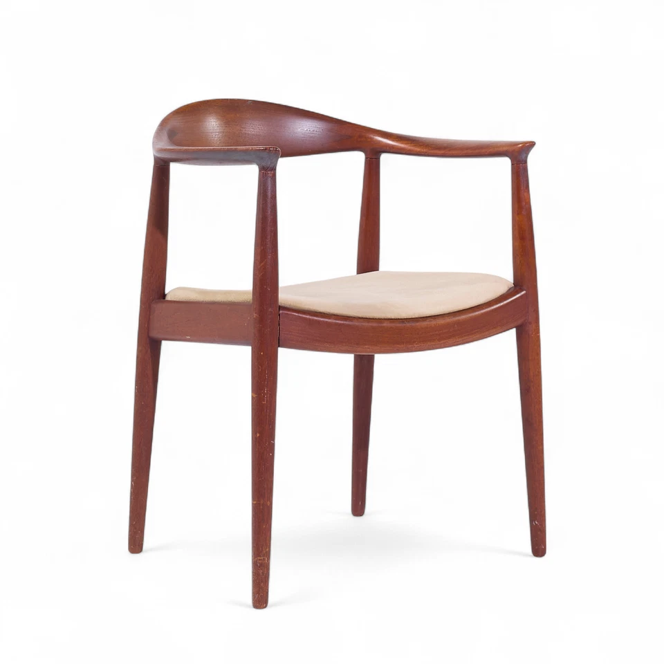 Hans Wegner para Johannes Hansen Danés Teca La Silla Foto 1 de 4