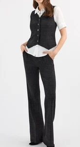 CAbi Swagger Vest, Style 4738, Size Medium, Fall 2024, New With Tag! - Picture 1 of 6