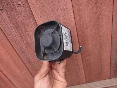 Jaguar XJ6 & XJR Factory Security Passive Alarm Siren Horn Sounder  LNA2620BB - Image 1 of 4