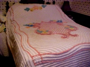Scudo copriletto ciniglia peluche vintage con fiori - Foto 1 di 7