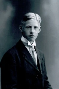 Blonde young man in Victorian suit cab card reprint 4x6 Gay Gentleman's Collect - Picture 1 of 1