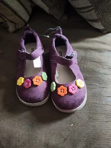 Crazy 8 Infant Loafers (girls). Size 7 - Picture 1 of 9