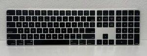 Apple Magic Keyboard Touch ID Numeric Keypad A2520 Original MMMR3LL/A TESTED - Picture 1 of 15