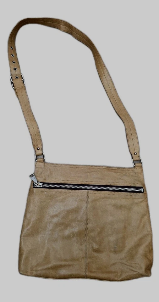 Hobo The Original Tan Leather Crossbody  Soft Glazed Zip Front Pocket Boho Bag - Image 1 of 4