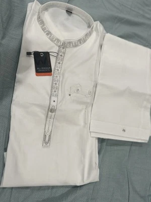 NUEVO 2 juegos de paquistaníes 2 piezas Salwar Kameez niños/niños talla 26 blanco y azul verdoso Foto 1 de 4