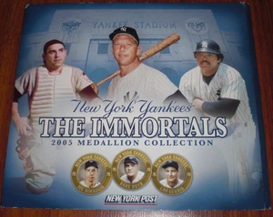 2005 NEW YORK YANKEES THE IMMORTALS MEDALLION COLLECTION TRIFOLD FOLDER & PAPER - Picture 1 of 9