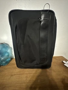 Tumi Luggage 22 Inch 2 Wheels - Picture 1 of 16