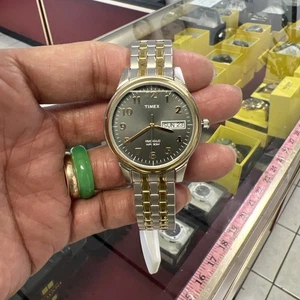 Neu🍺Timex Indiglo WR 30M Tag & Datum Armbanduhr Nummer (alle guten Sachen 🔥) - Bild 1 von 10
