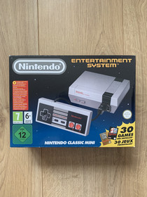 Nintendo Classic Mini NES Gaming - Excellent Condition [CIB]
