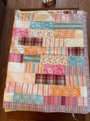 PB TEEN Patchwork Quilt 88x70 Twin Multicolor Floral Plaid Stripe Reversible Cot - Image 1 of 3