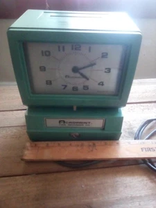 Acroprint Time Recorder Co TIME CLOCK Model 150NR4 (No Key) - Picture 1 of 4