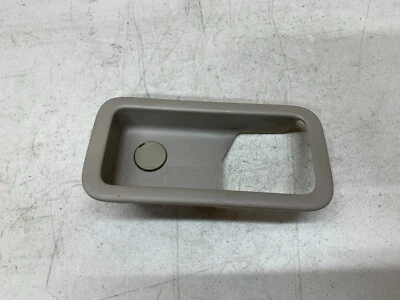 2007-2010 FORD EDGE LEFT PASSENGER SIDE REAR DOOR HANDLE TRIM SURROUND COVER - Image 1 of 4