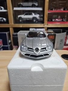 1:18 CMC Mercedes Benz SLR McLaren Silver Diecast  - Picture 1 of 9