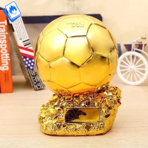 Action Figuren Football Ballon D'or Trophy 15cm SAMMLERSTATUE Soccer - Bild 1 von 4