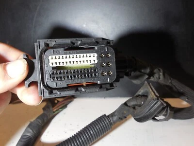 A2039972381 Conector ECU Cableado 0015451130 05-11 Mercedes Benz W164 ML350 ML500 Foto 1 de 4