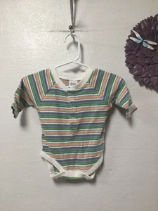 Baby boy one piece snap crotch shirt size NB to 3 months white colorful Gap Y3 - Picture 1 of 3