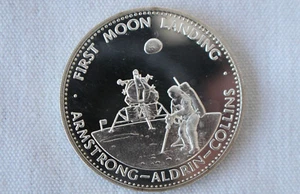 1970 Apollo XI Armstrong Aldrin Collins Danbury Mint Men in Space Silver E3218 - Picture 1 of 4
