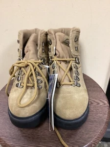 Women NWT. Coleman dark tan lace up lightweight hiking shoes. Size 5.5 med. - Picture 1 of 4