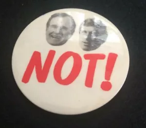 Spilla campagna presidenziale anti George Bush pulsante posteriore Dan Quayle RARA - Foto 1 di 3