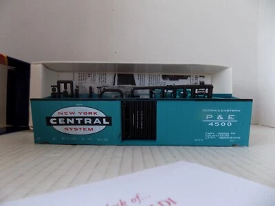 50'AAR SINGLE DOOR BOX CAR FOR; PEORA & EAST. RR. BY BLUEPRINT BRANCHLINE KIT PO - Image 1 of 4