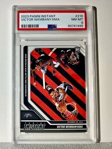 Tarjeta de baloncesto Victor Wembanyama 2023-24 Panini #210 de novato de la NBA 1 de 3127 PSA 8 - Imagen 1 de 2