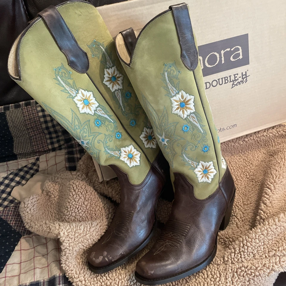 Double H Sonora 绿色和棕色皮革花卉刺绣西靴。 尺寸 8 — 第 1/4 张图片