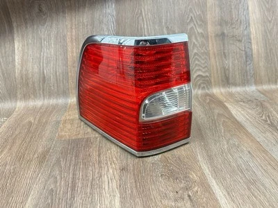 Conjunto de lámpara de luz trasera Lincoln Navigator 2007-2014 conductor izquierdo exterior OEM Foto 1 de 4