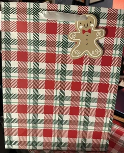 6 American Greetings Weihnachten Geschenktüten grün rot weiß kariert 10 x 5,75 x 13 Zoll - Bild 1 von 2
