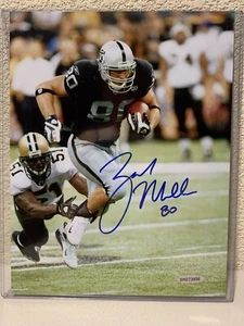 Zach Miller Signed Oakland Raiders 8x10 Photo Upper Deck - Picture 1 of 5