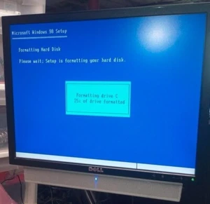 Dell Ultrasharp 1908FP 19" 1280x1024 75Hz TFT Flat Panel LCD DVI VGA USB - Used - Picture 1 of 5