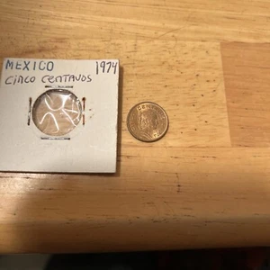 1974 CINCO CENTAVOS MEXICO COIN Reddish Hue AU Bought This From a Coin Store - Picture 1 of 4