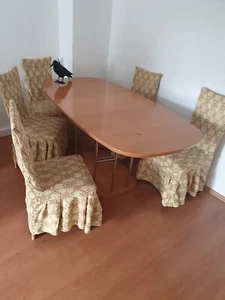 Toilette, Waschbeckenunterschrank, Kleiderschrank, Esstisch Und Stühle - Bild 1 von 8