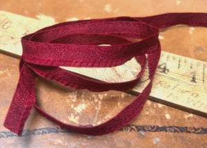 labio recortado 3/8" crepe de china rojo sangre de buey 35" pieza hecho en Francia - Imagen 1 de 4
