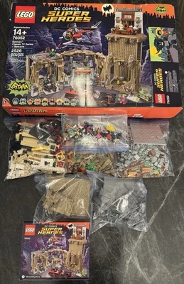 Lego 76052 DC Super Heroes Batman Classic série de TV Batcave - Imagem 1 de 4