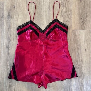 Vintage Victoria's Secret Red Romper Teddy Lingerie Black Lace Trim Size S - Picture 1 of 9