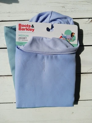 NUEVO CON ETIQUETAS BOTAS Y BARKLEY Chaqueta Ropa para Mascotas - Mediana - hasta 40 libras. Foto 1 de 4
