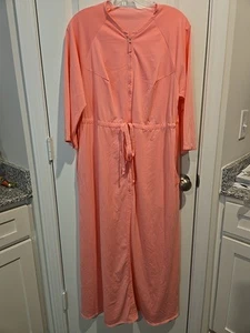 VTG Shadowline Pink 3/4 Zip Up and Ties at the Waist House Coat Size M - Picture 1 of 8