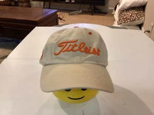 Illinois Fighting Illini Tan Titleist TWINS ENTERPRISE Strap-back Golf Hat -Cool - Picture 1 of 12