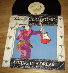 PSEUDO ECHO *OZ 1st Press 12'' MAXI SINGLE ' LIVING IN A DREAM ' 1985 VGC+ - Picture 1 of 2