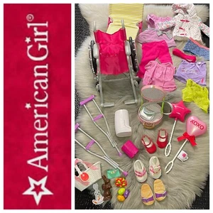 Lotto American Girl + Mix Brands Accessori Vestiti Scarpe Carrozzina Giocattoli + Altro - Foto 1 di 9