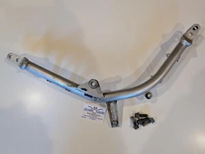 Yamaha TZR125 4FL Rahmenstrebe Motorhalterung Fallrohr rechts 4FL-21150-00 - Imagen 1 de 9