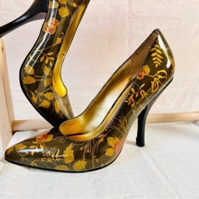 Hale Bob Green Gold Floral High Heels Size 10 M Leather Pointed 5” Heel - Image 1 of 4