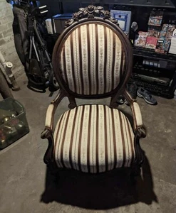 French Victorian Antique Hand Carved Roses Walnut Parlor Chair - Picture 1 of 5
